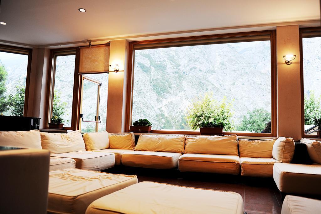 Hotel Del Camerlengo Fara San Martino Екстериор снимка